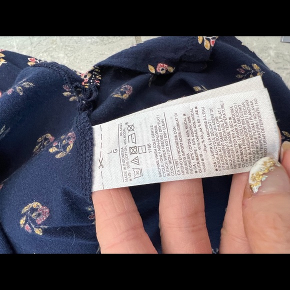 Sadie Robertson Blue and Pink Paisley Peasant Top Size XL - Picture 6 of 8